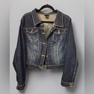Beautiful Classic Blue Denim Jacket